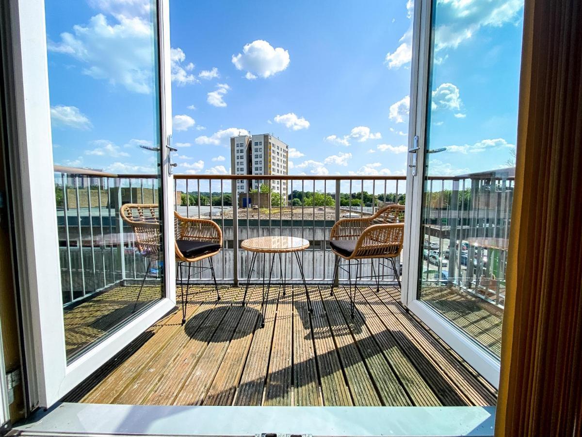K Suites - Town Centre Hatfield 햇필드 외부 사진
